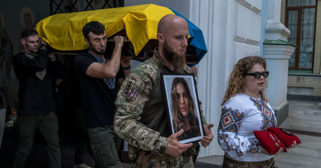 A Ukrainian Combat Medic’s Quest to Change Fallen Soldier Tributes