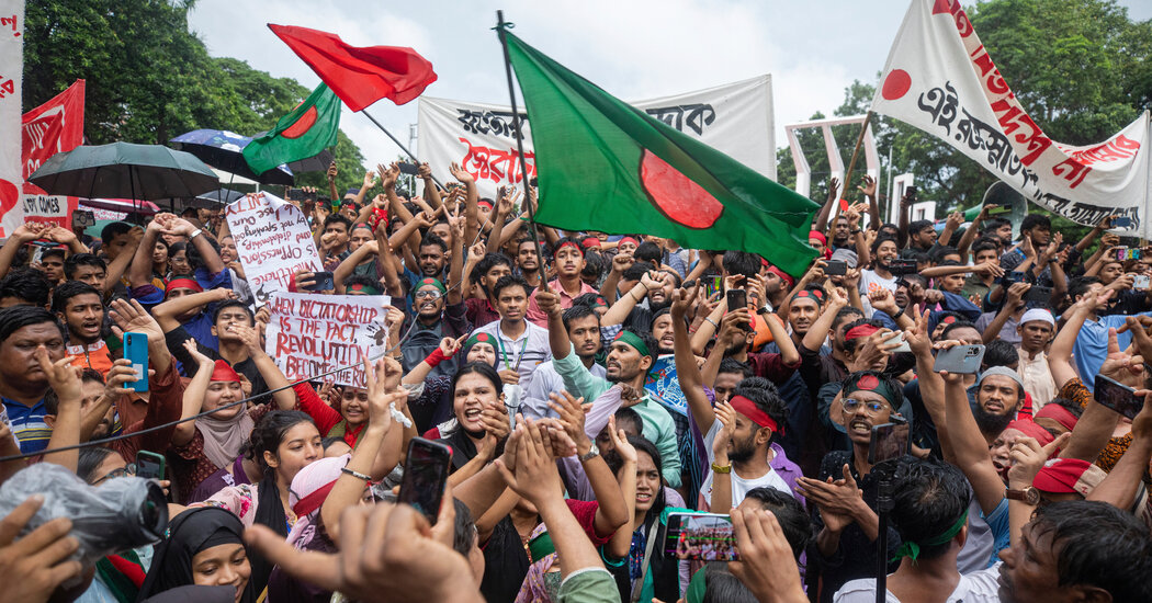 Protests Again Rock Bangladesh, Weeks After a Deadly Crackdown