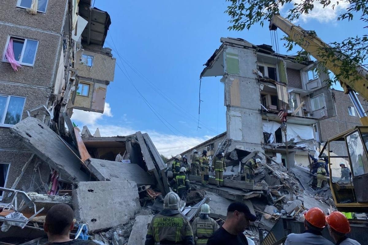 Death toll from apartment block collapse in Russia's Ural Mountains reaches 10 as search ends