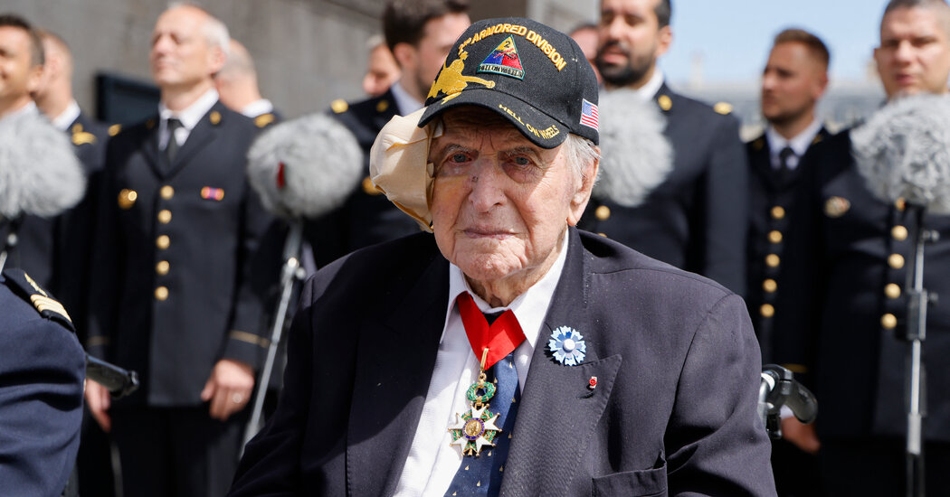 Jacques Lewis, French Veteran of a U.S. Landing on D-Day, Dies at 105