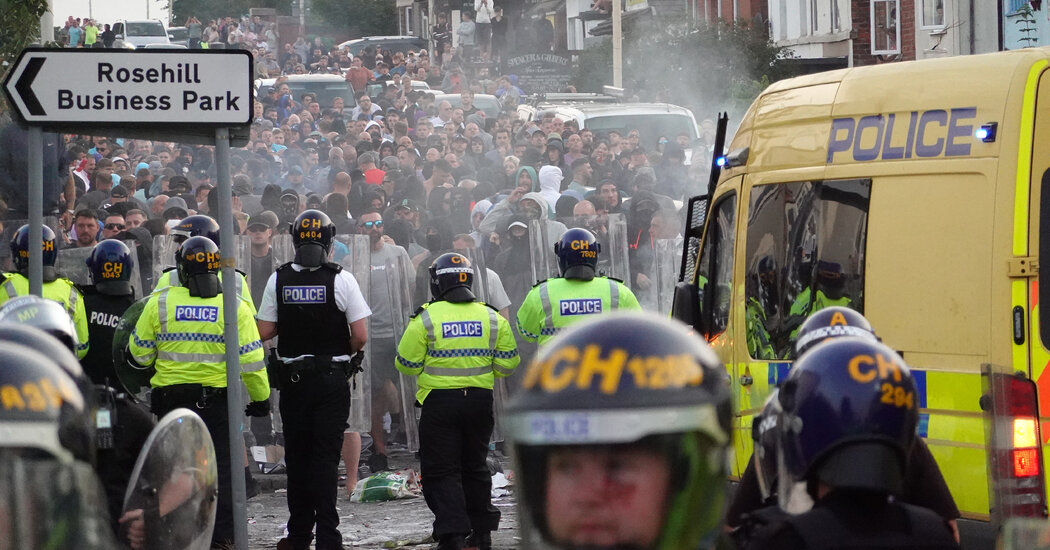 Trying to Capitalize on Anti-Migrant Riots Could Backfire on U.K.’s Far Right