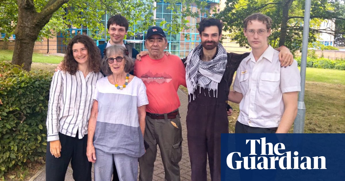 Five Just Stop Oil protesters jailed for climbing gantries to block M25 | UK news