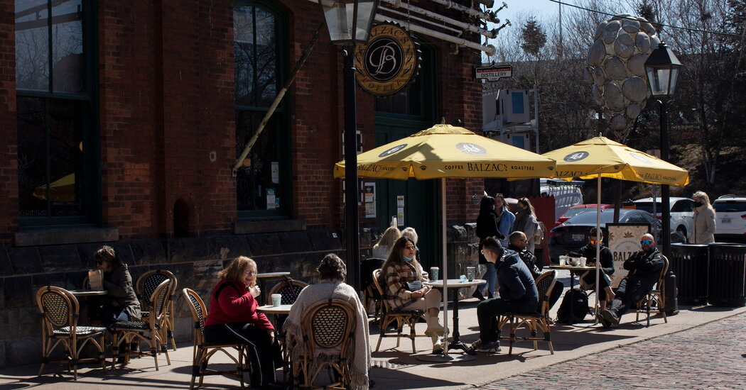 More Cities in Canada Dabble With Pedestrian-Only Streets