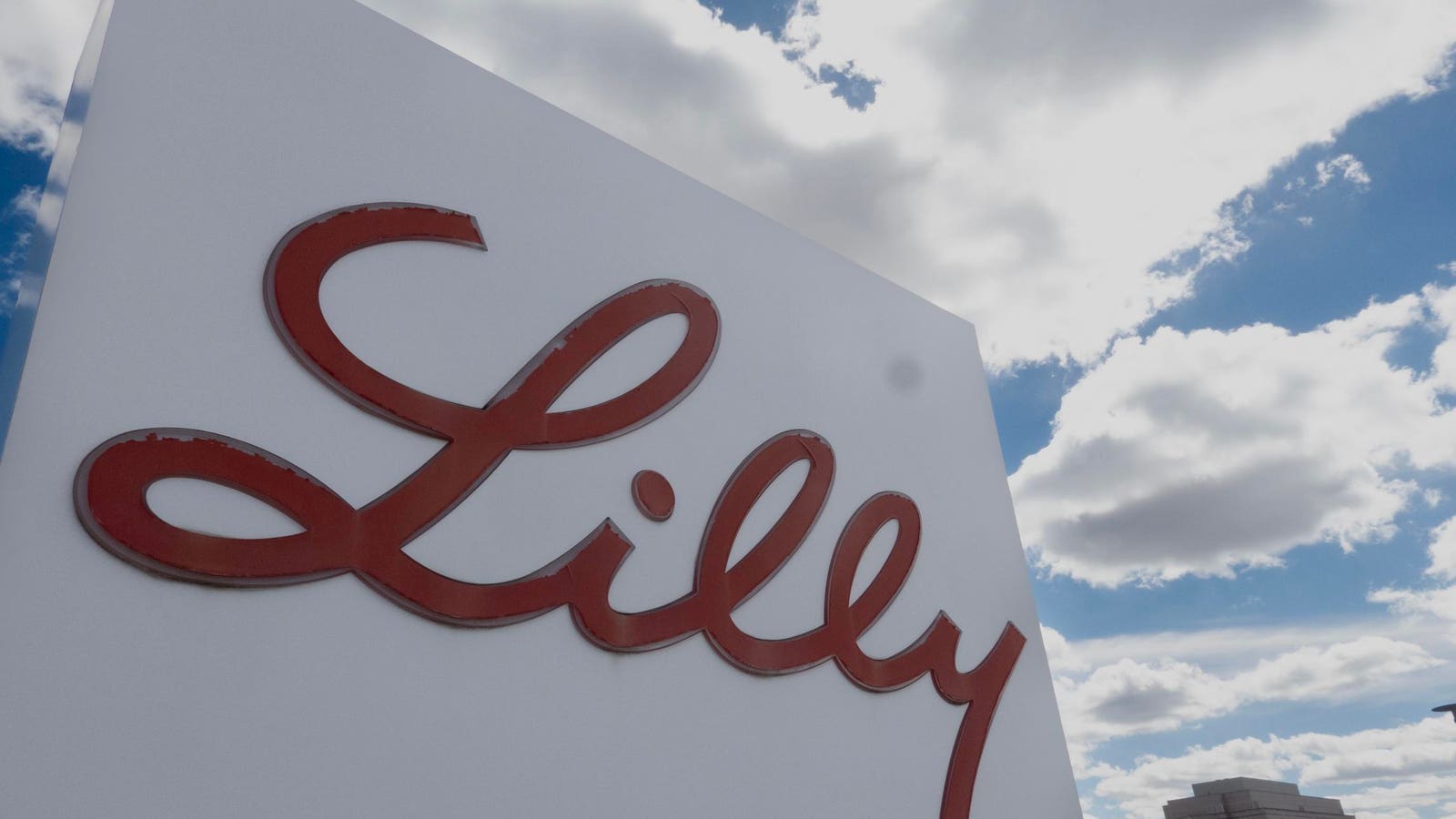 Mounjaro Maker Eli Lilly Soars As Weight Loss Drug Gold Rush Intensifies