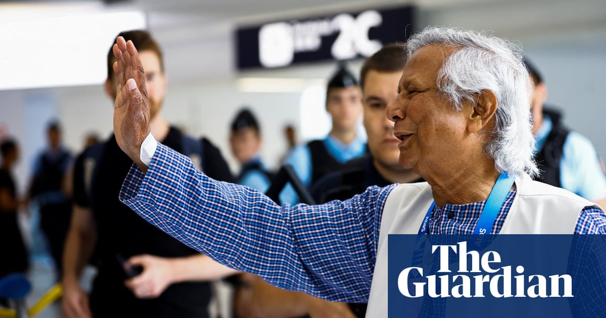 Nobel laureate Muhammad Yunus urges peace as he is sworn in as Bangladesh leader | Bangladesh