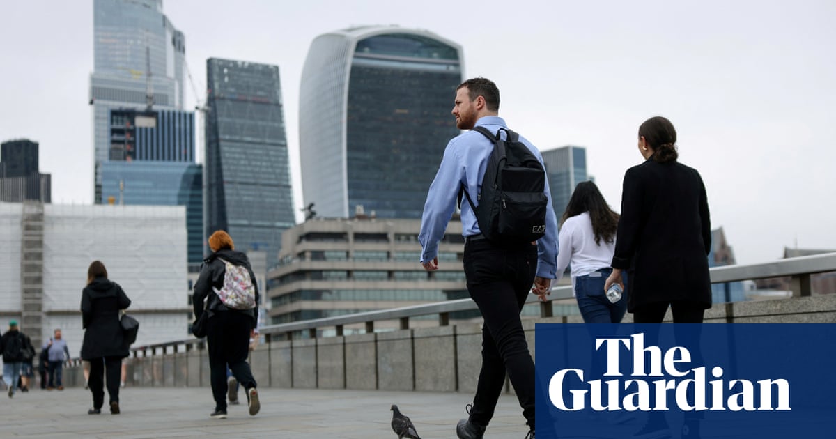 UK unemployment falls as wages growth hits lowest in two years | UK unemployment and employment statistics