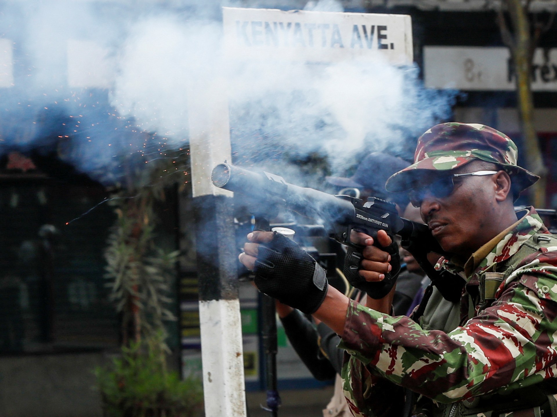 Police fire tear gas at protesters as new Kenya cabinet is sworn in | Protests News