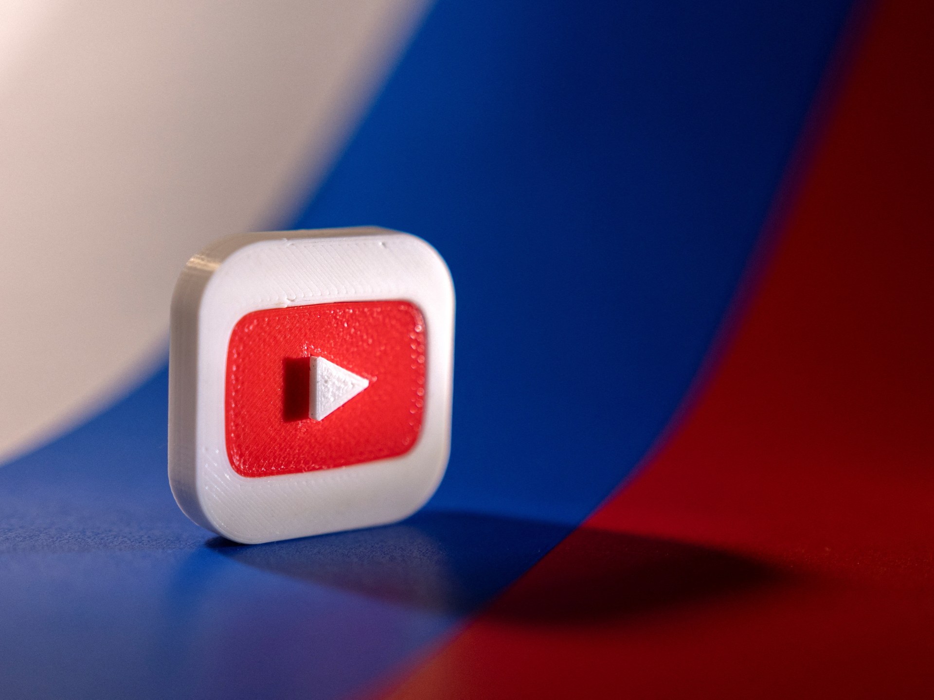 Russian users report mass YouTube outage amid growing official criticism | Russia-Ukraine war News