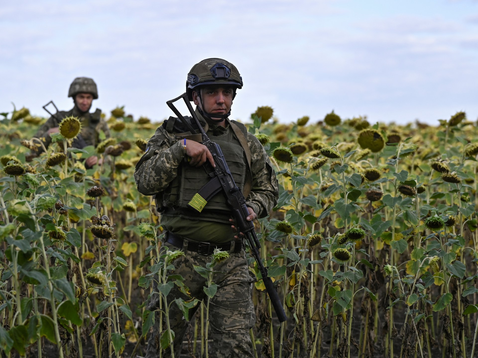 Zelenskyy says Ukrainian offensive advancing as Belgorod declares emergency | Russia-Ukraine war News