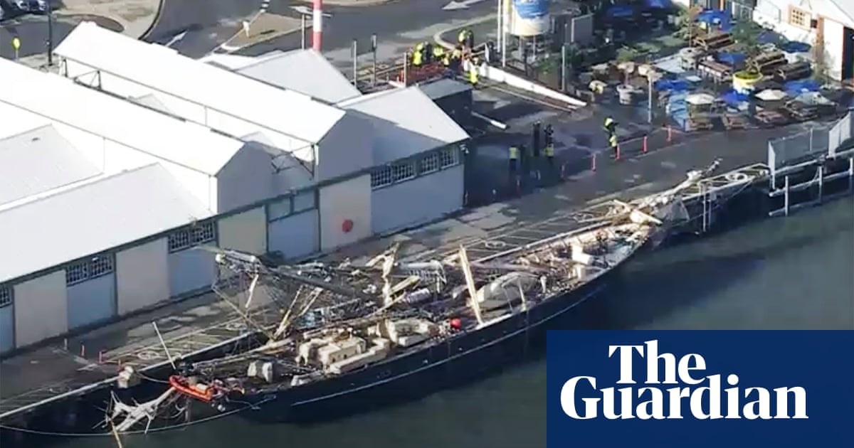 Famous tall ship Leeuwin dismasted in container ship crash off Fremantle | Australia news