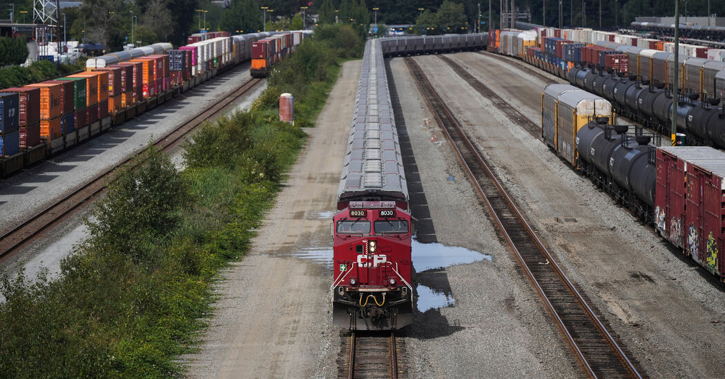 Canada’s Freight Railroads Halt Operations Amid Labor Dispute