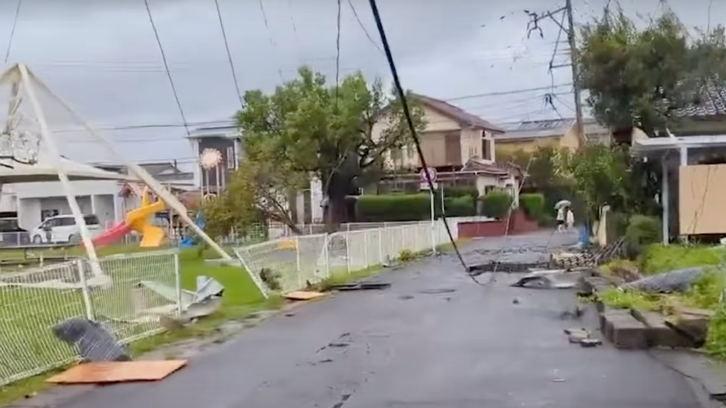 At least 4 dead, over 90 injured as Typhoon Shanshan wreaks havoc in Japan