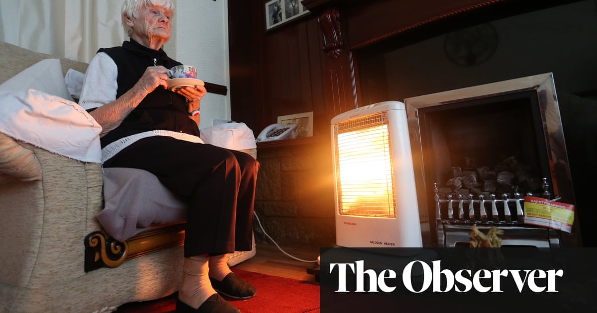 UK pensioners left on ‘financial cliff edge’ by cuts to winter fuel payments | Fuel poverty