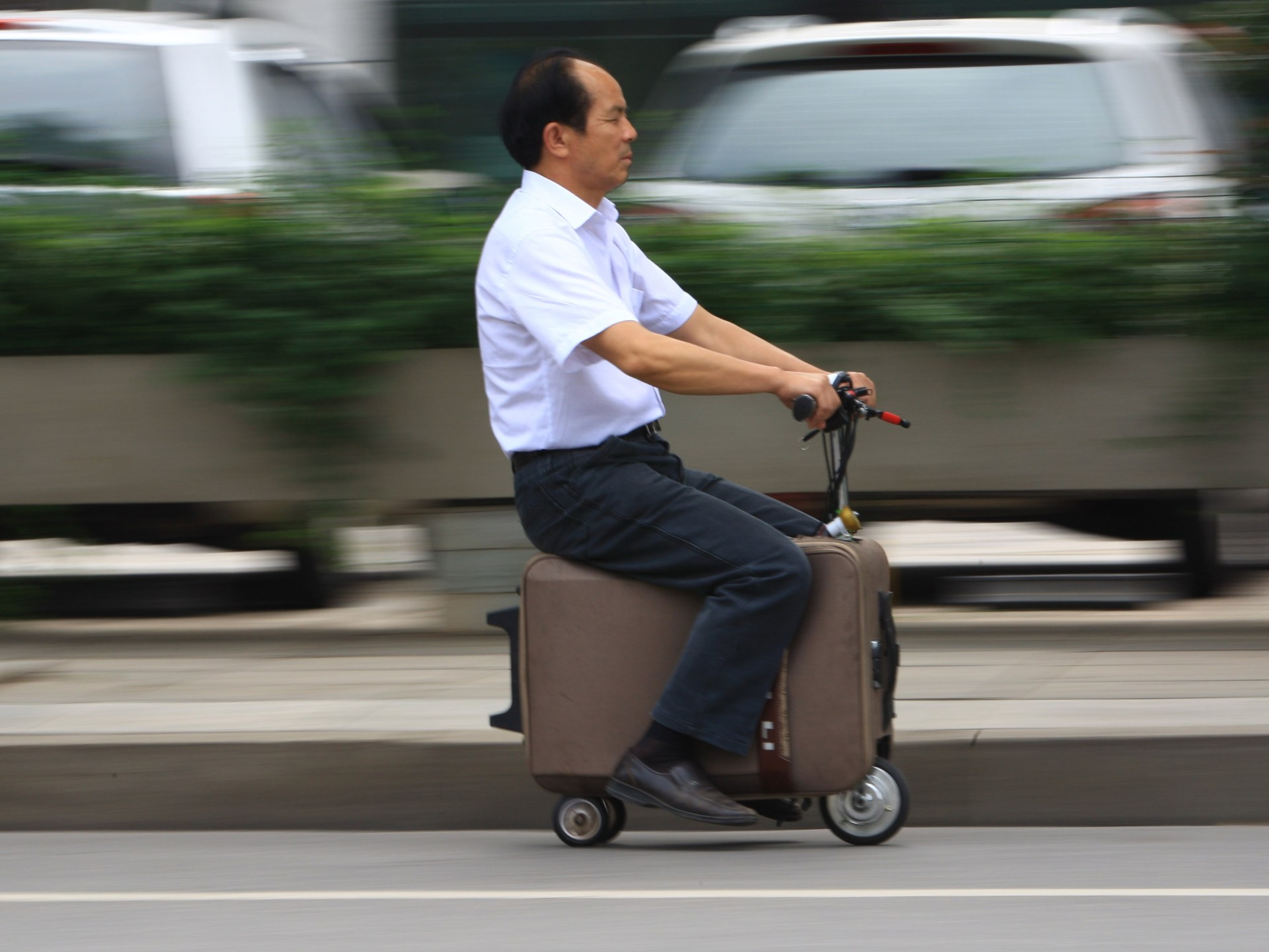 Why is Japan cracking down on rideable motorised suitcases? | Explainer News