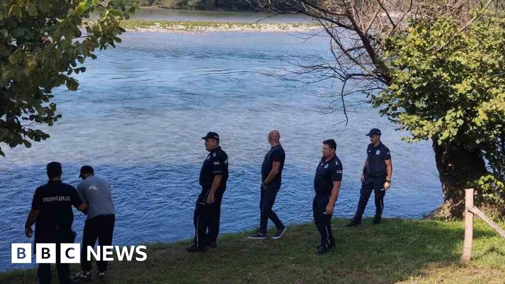 At least nine migrants drown in river between Serbia and Bosnia