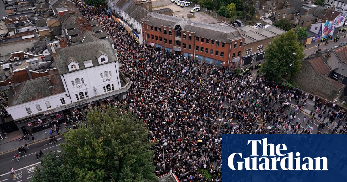 Thursday briefing: The story of the night when the far right were outnumbered | UK news