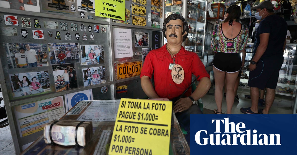 Colombian congress debates banning souvenirs of drug lord Pablo Escobar | Colombia