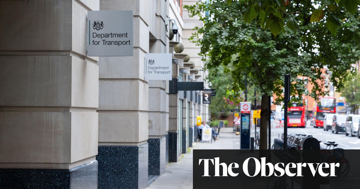 UK public bodies spent ‘scandalous’ £3.4bn on private consultants last year | Tax and spending