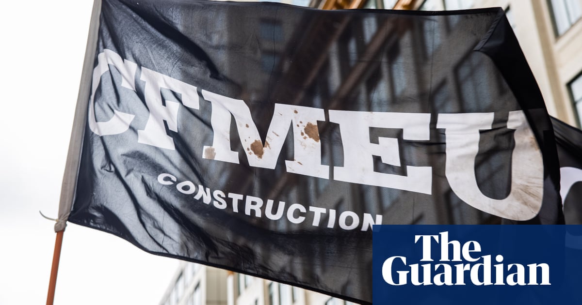 Fair Work nominates independent administrator to CFMEU amid criminal allegations against union | Australia news