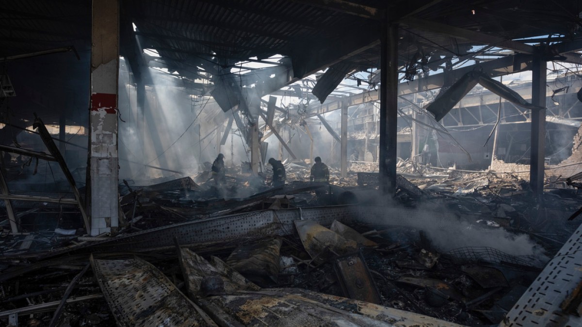 Russian attack on Ukrainian supermarket kills 14, officials say | Russia-Ukraine war News