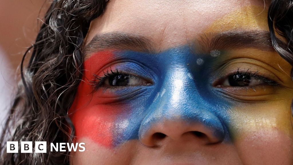 Fishing, farmers and facepaint: Photos of the week