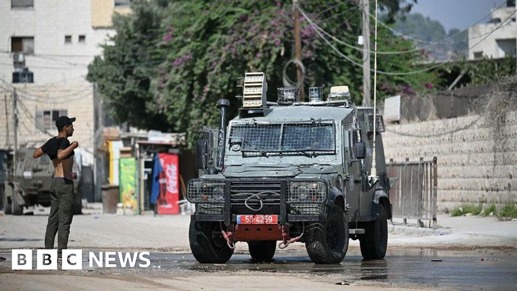 Inside Jenin's refugee camp during Israeli raid