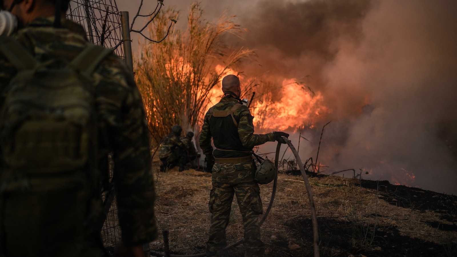 No active wildfires after hundreds of firefighters battled outbreak near Athens