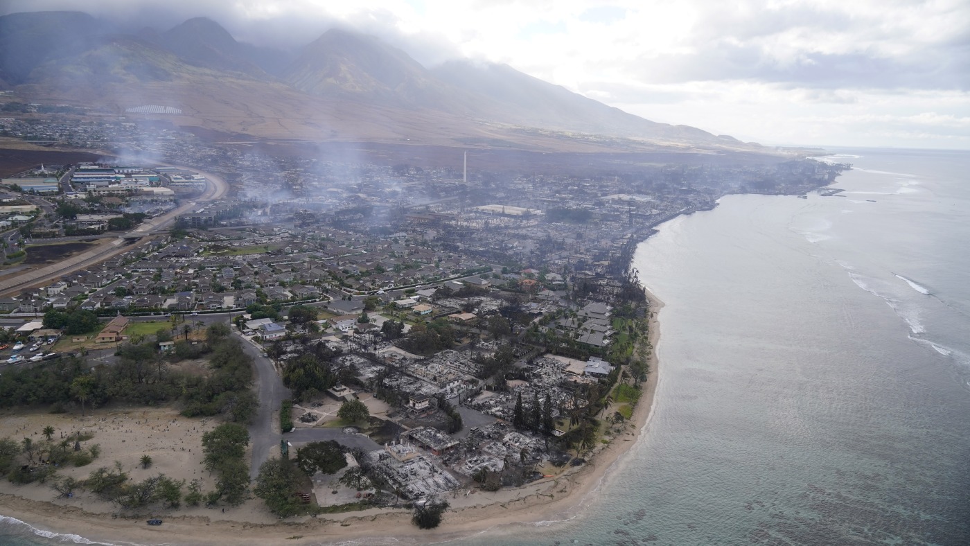 Parties in lawsuits seeking damages for Maui fires reach $4B global settlement : NPR