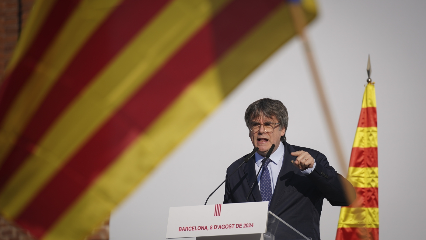 Ex-Catalan leader Carles Puigdemont returns to Spain — then vanishes again : NPR