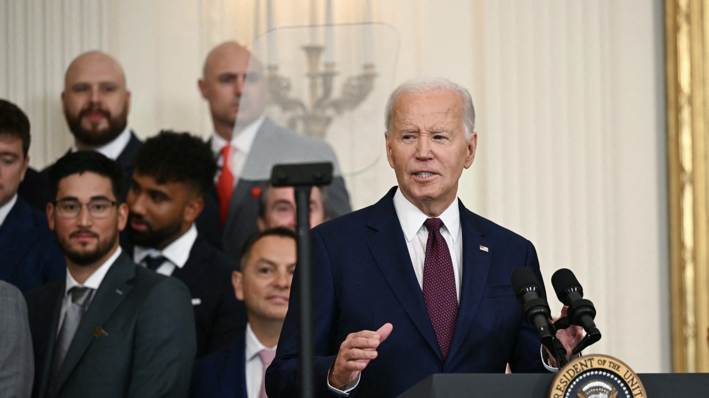 Biden says he’s 'not confident' of a peaceful transfer of power if Trump loses : NPR