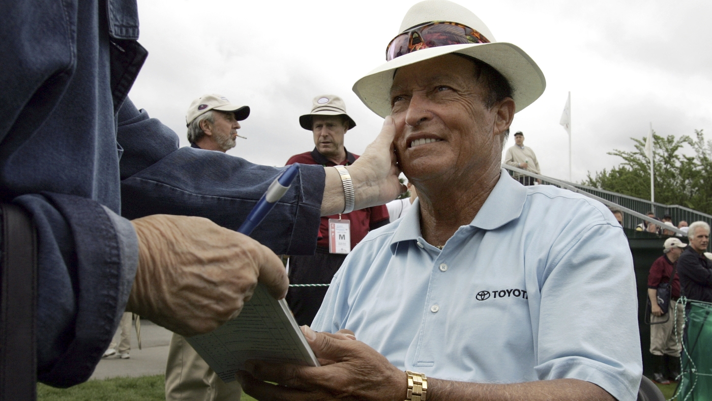 Chi Chi Rodriguez, Hall of Fame golfer, dies at 88 : NPR