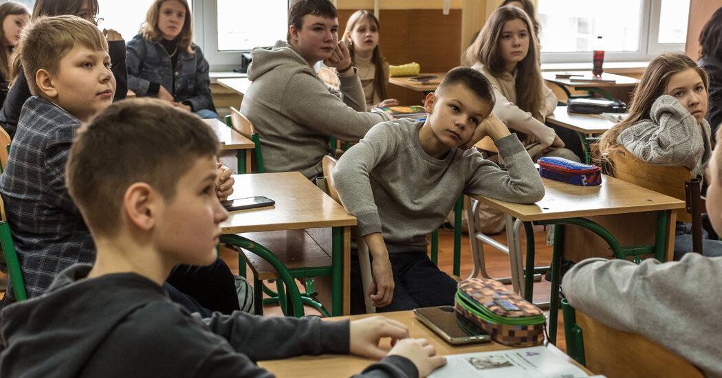 In a Kyiv Classroom, Cries for Help From Children Scarred by War