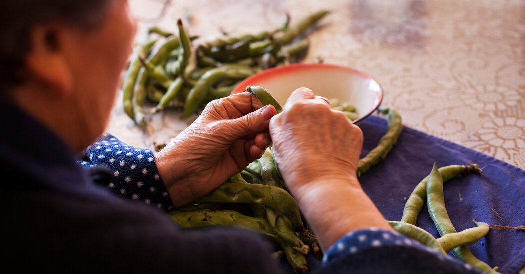 How to Eat for a Long and Healthy Life