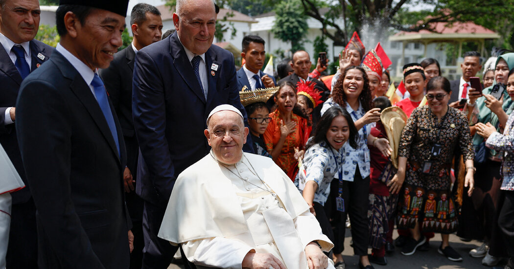 Pope Praises Indonesia’s ‘Delicate Balance’ Within Diversity