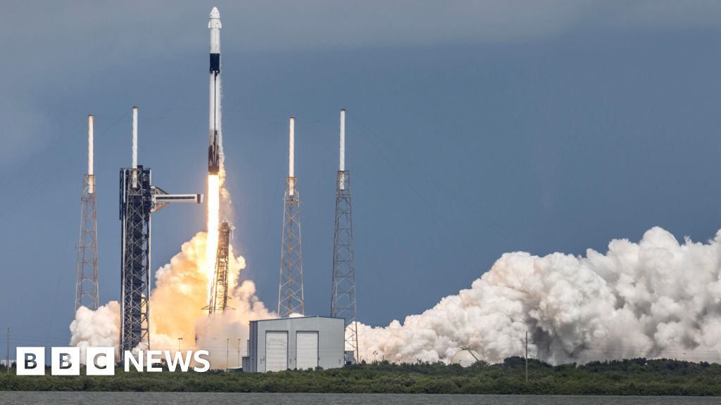 SpaceX capsule begins rescue mission to return stranded astronauts