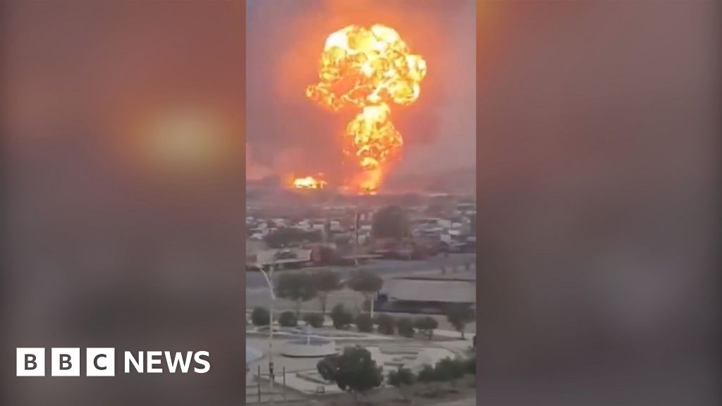 Footage shows huge explosion at Yemen port