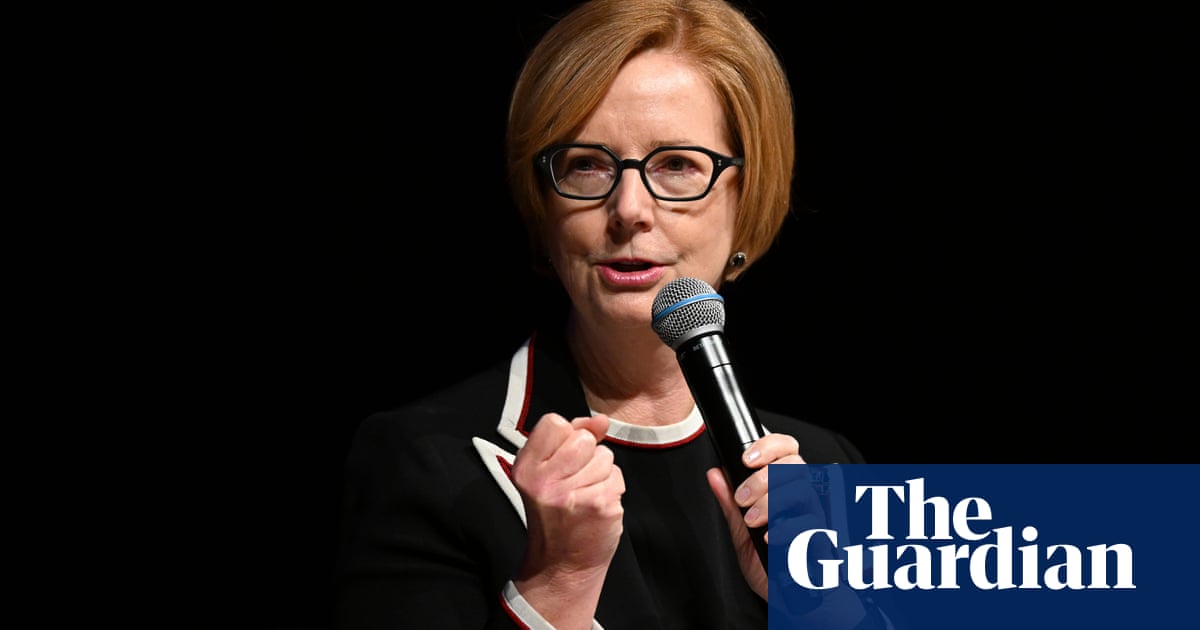 Julia Gillard urges Labor to retain 50% female quota, warning women still at risk of being dragged back | Julia Gillard