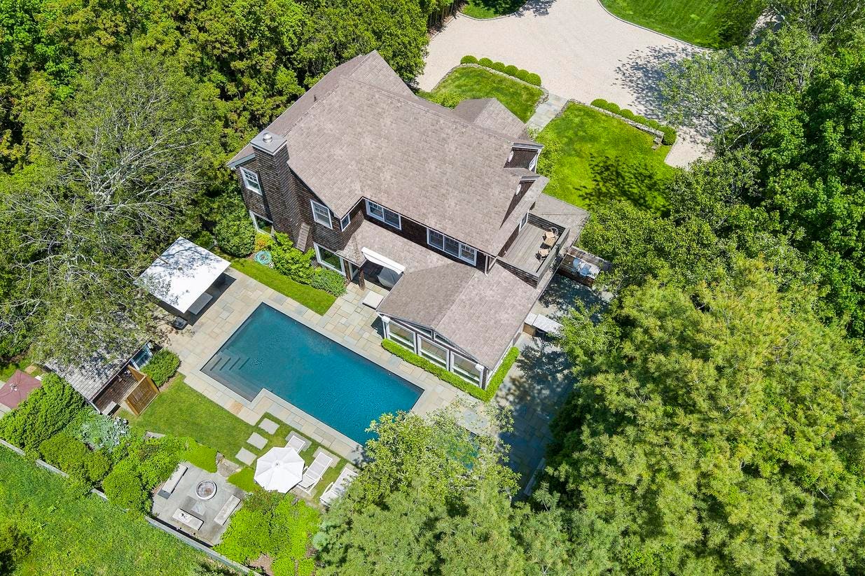 Reality TV Star Bethenny Frankel Lists Hamptons Home For $6 Million