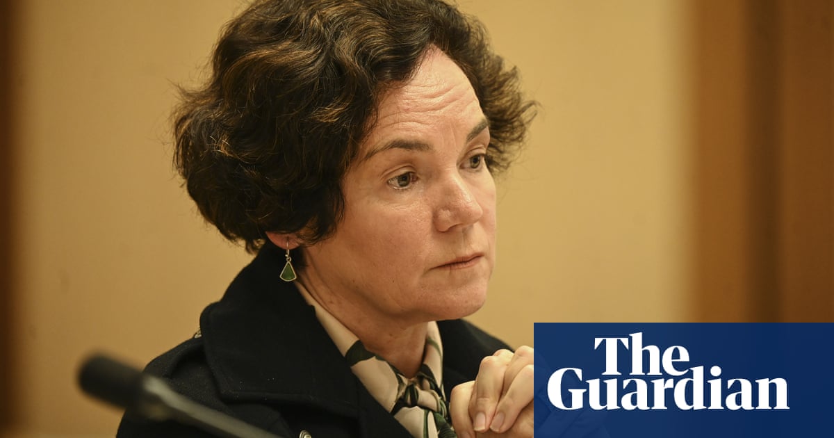 Robodebt department head Kathryn Campbell among 12 public servants who breached code of conduct 97 times | Centrelink debt recovery