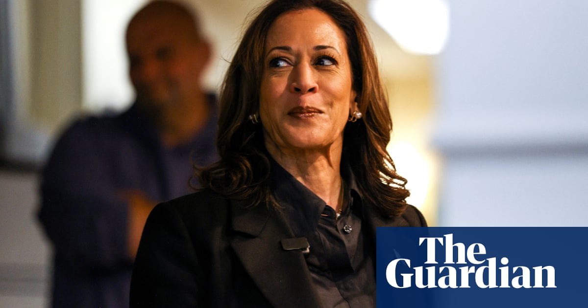 Kamala Harris talks assault-weapons ban and tax relief in Pennsylvania stop | US elections 2024