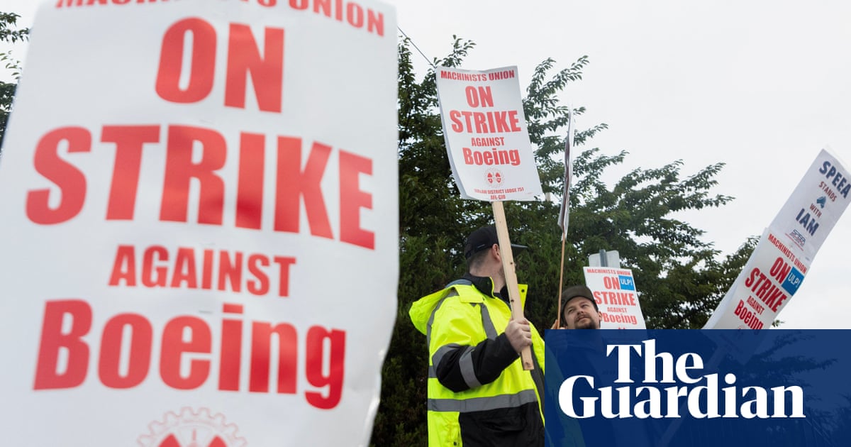 Boeing and striking factory workers to resume mediated talks on Tuesday | Boeing