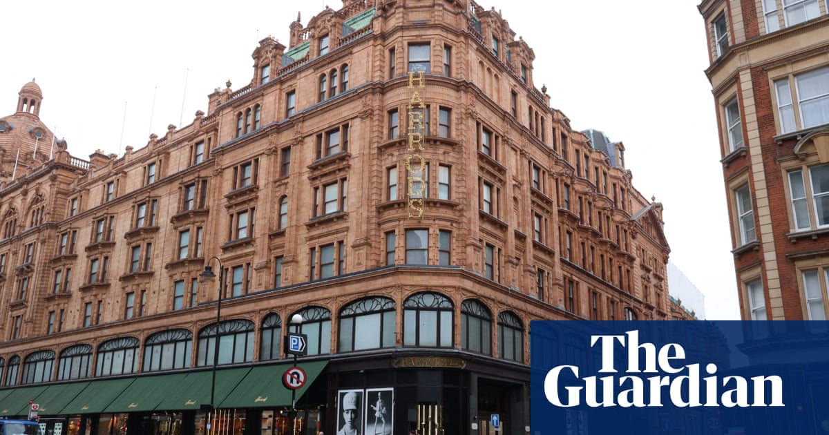 Former Harrods worker says manager ‘brushed off’ Fayed complaints | Mohamed Al Fayed