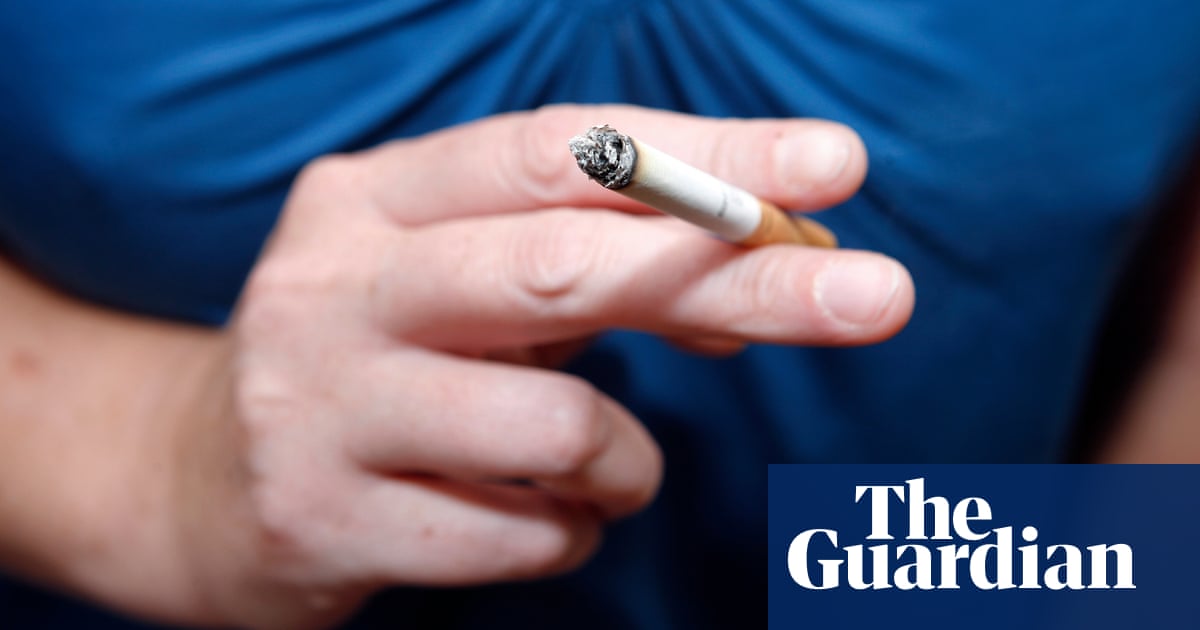 Breast cancer patients smoking after radiotherapy increase lung cancer risk – UK study | Cancer