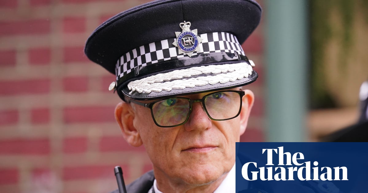 Met police chief hails race action plan as ‘a step in the right direction’ | Metropolitan police