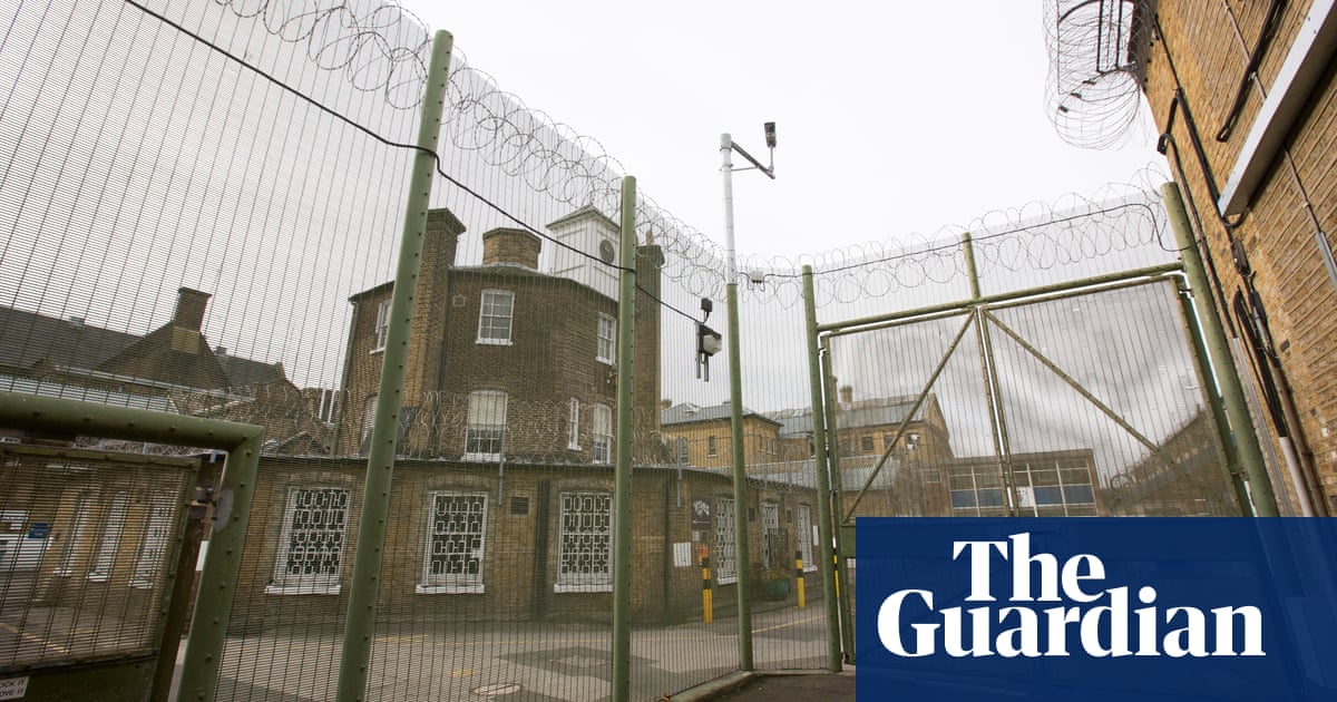 Nearly half of prisoners at HMP Brixton tell watchdog it is easy to obtain drugs | Prisons and probation