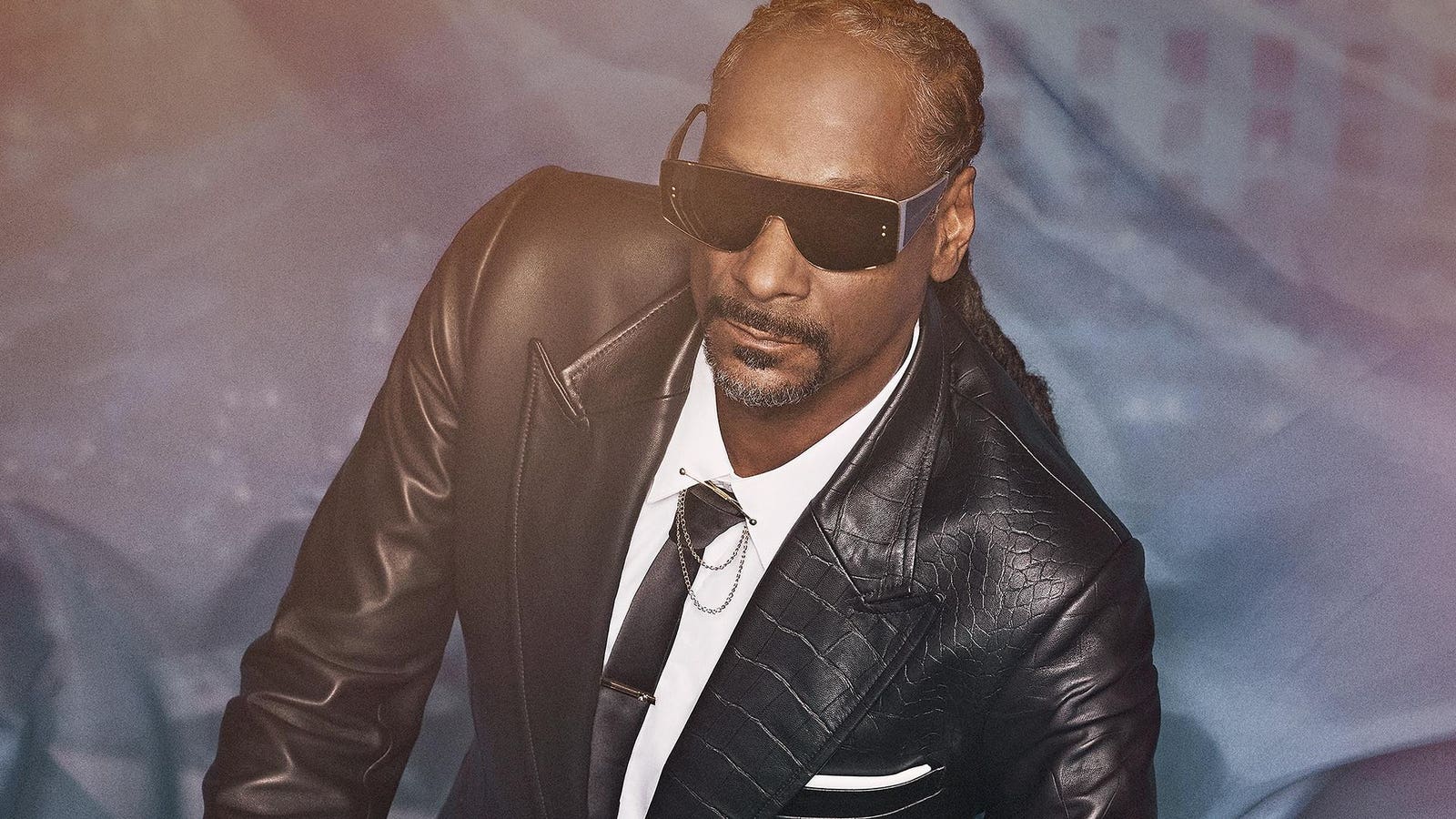 How Snoop Dogg Bet Big—On Himself