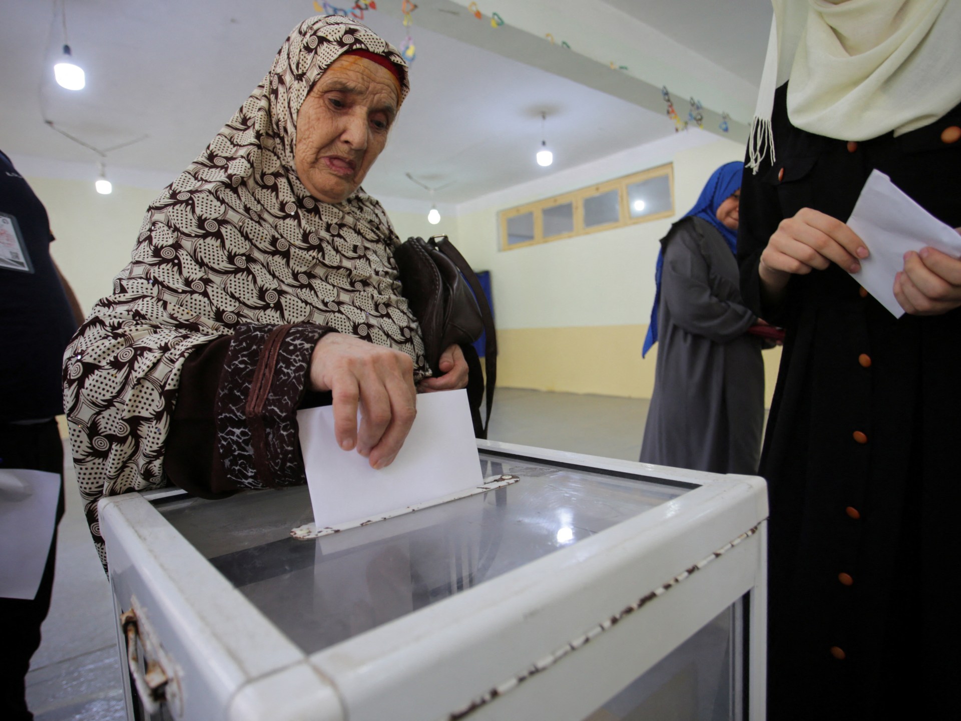 Polls close in Algeria’s presidential contest as Tebboune eyes re-election | Elections News