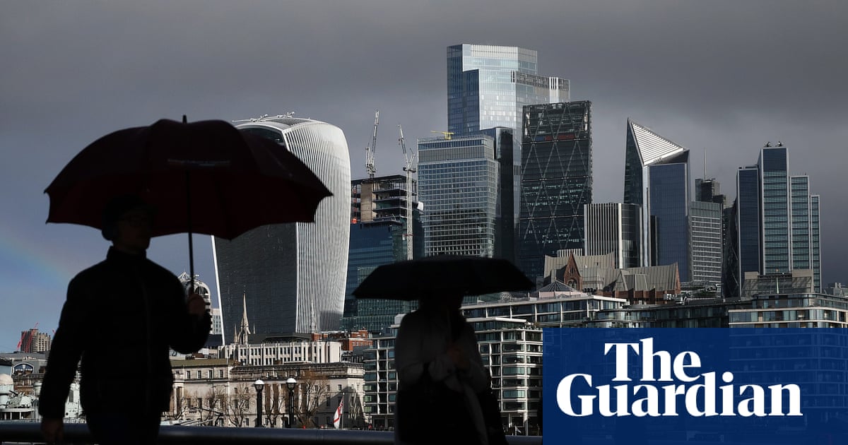 UK economy unexpectedly flatlines for second month in row | Economic growth (GDP)