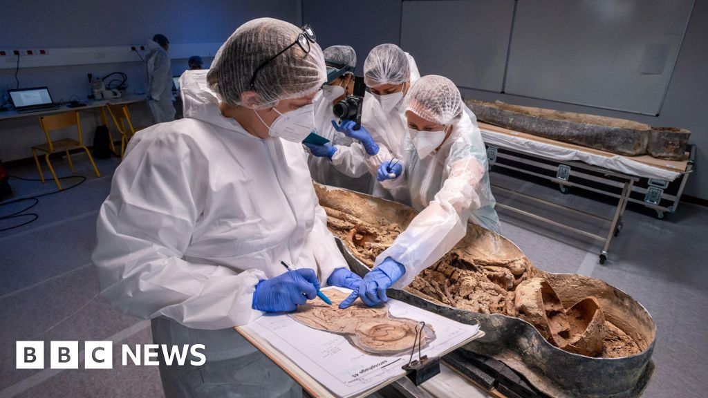 Notre-Dame restoration reveals Renaissance poet's coffin