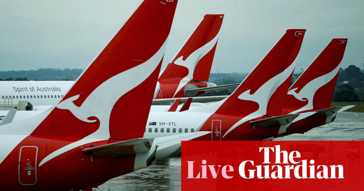 Australia news live: flight disruption threat as Qantas engineers strike; $1m median suburbs at record high | Australian politics